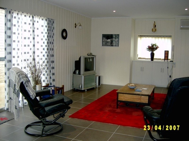 55 Heath St, Broulee NSW 2537