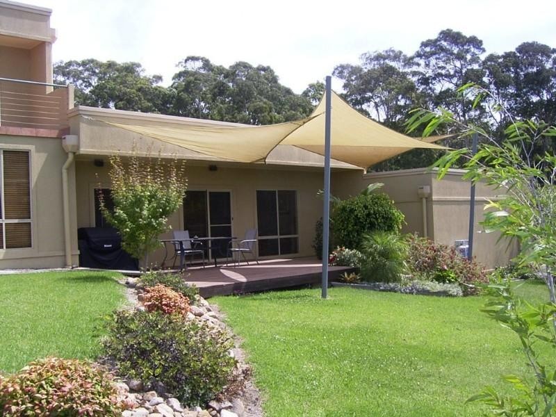 4 Currell Close, Malua Bay NSW 2536