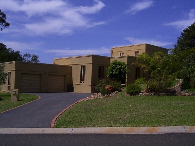 4 Currell Close, Malua Bay NSW 2536