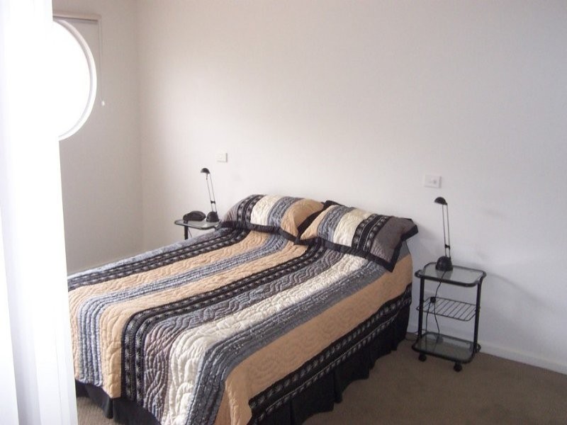 33 Tallawang Ave, Malua Bay NSW 2536