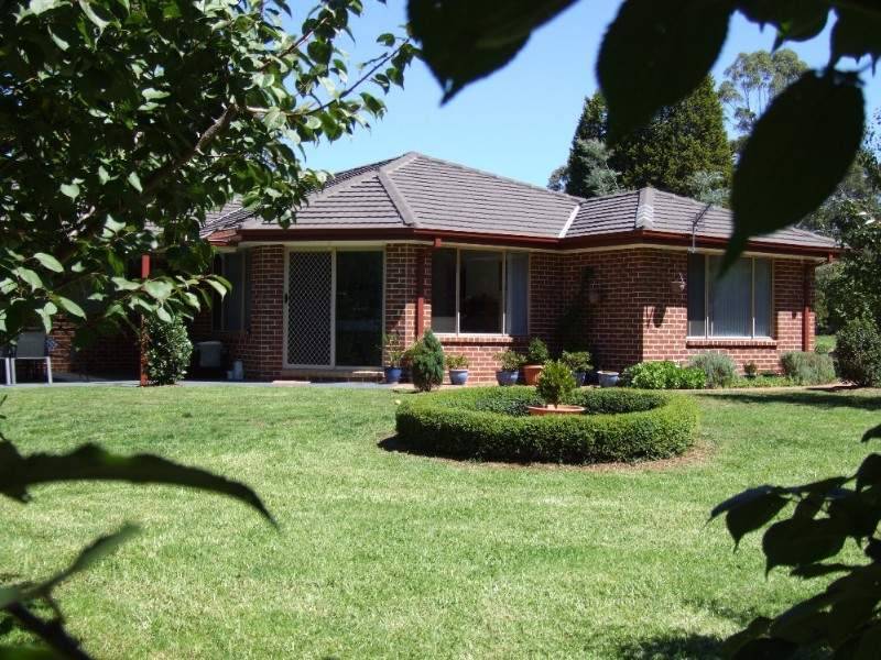 3 Centennial Road, Bowral NSW 2576