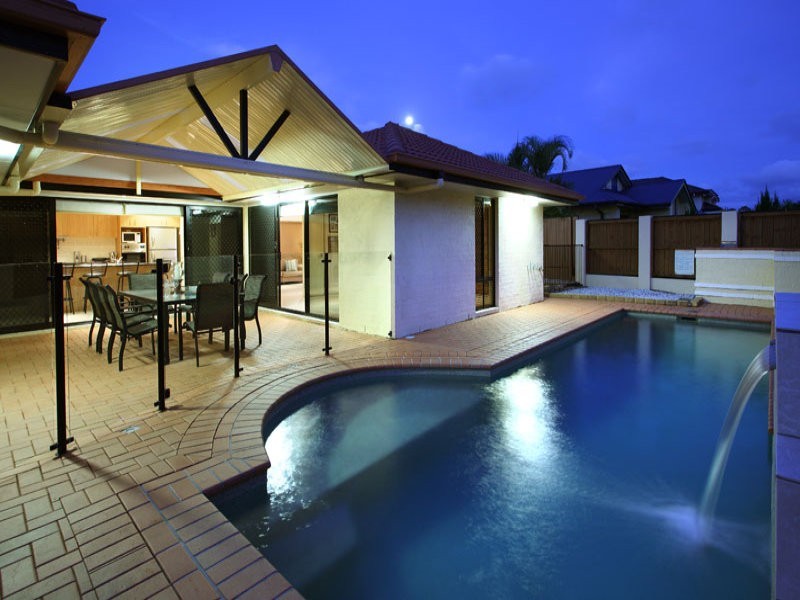 48 Travorten Drive, Bridgeman Downs QLD 4035