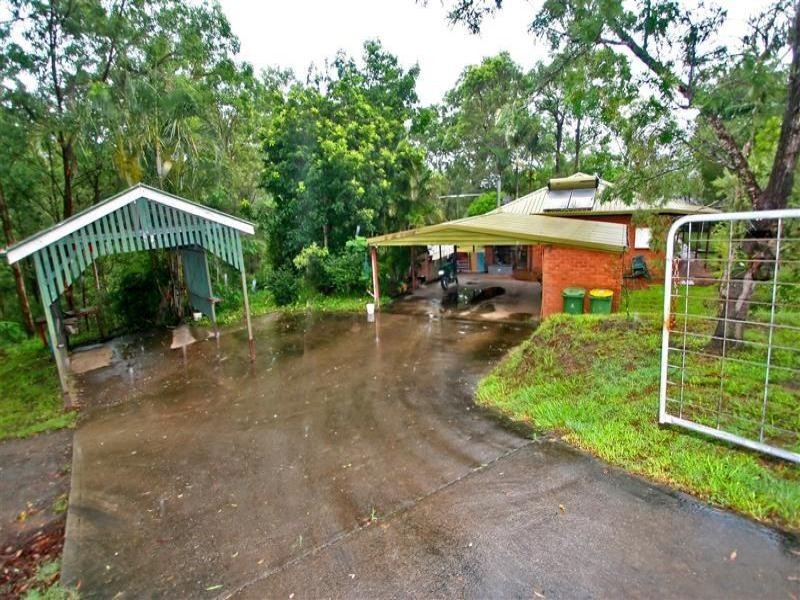9 Branch Creek Road, Clear Mountain QLD 4500