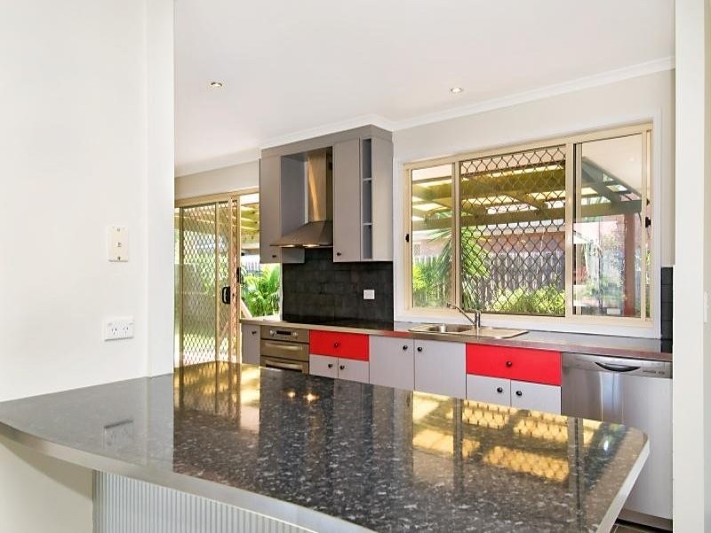 14 Tipuana Place, Fitzgibbon QLD 4018