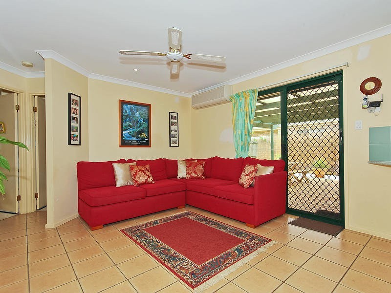 4 Deakin Close, Fitzgibbon QLD 4018