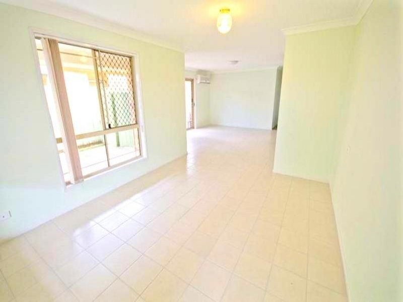 82 Silkyoak Circuit, Fitzgibbon QLD 4018