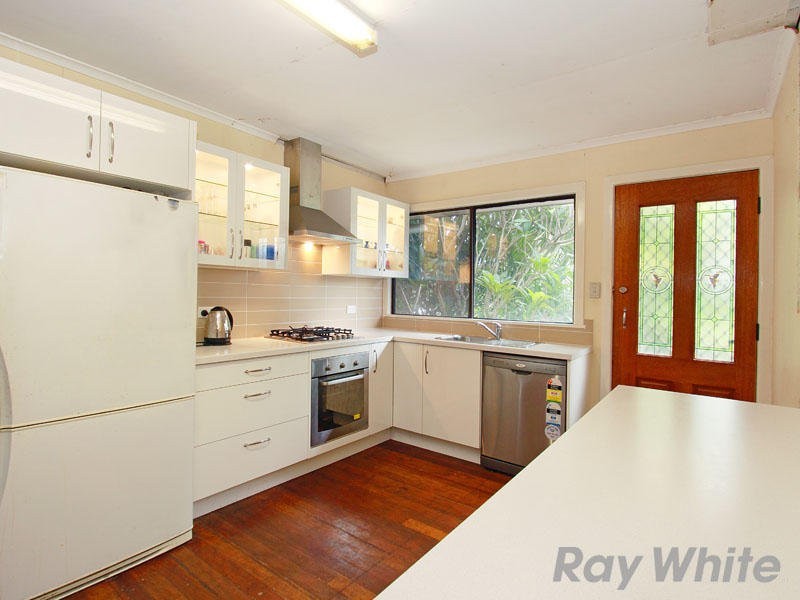 114 Landsboro Avenue, Boondall QLD 4034