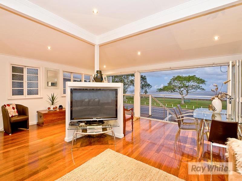 374 Flinders Parade, Brighton QLD 4017