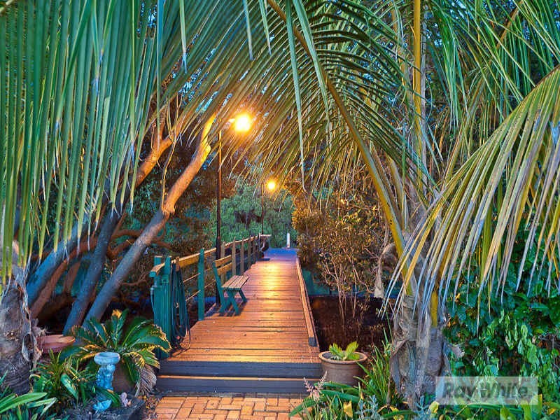 155 Station Road, Deagon QLD 4017