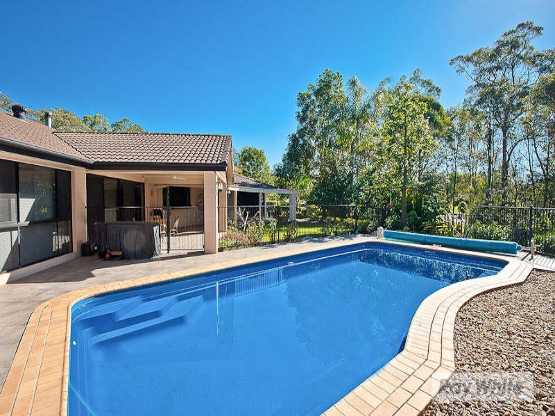 7 Eucalypt Court, Warner QLD 4500