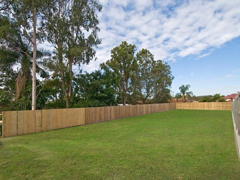 74 Graham Road, Carseldine QLD 4034