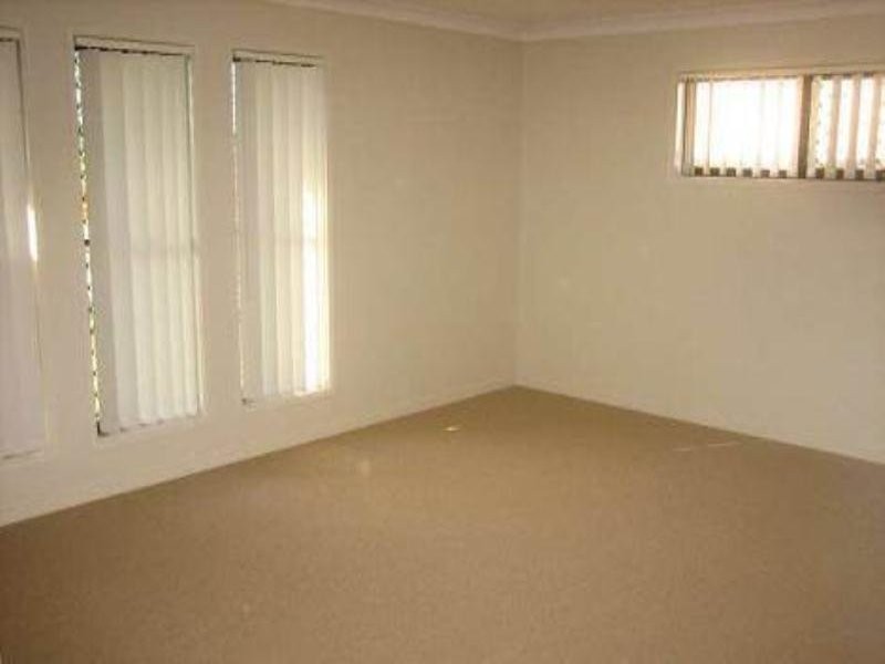 5 Flint Street, Bray Park QLD 4500