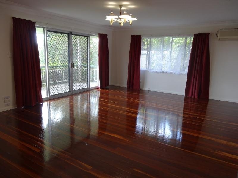 15 Renita Street, Aspley QLD 4034