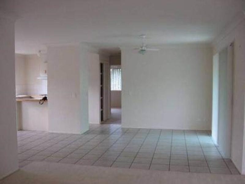 152 Silkyoak Circuit, Fitzgibbon QLD 4018