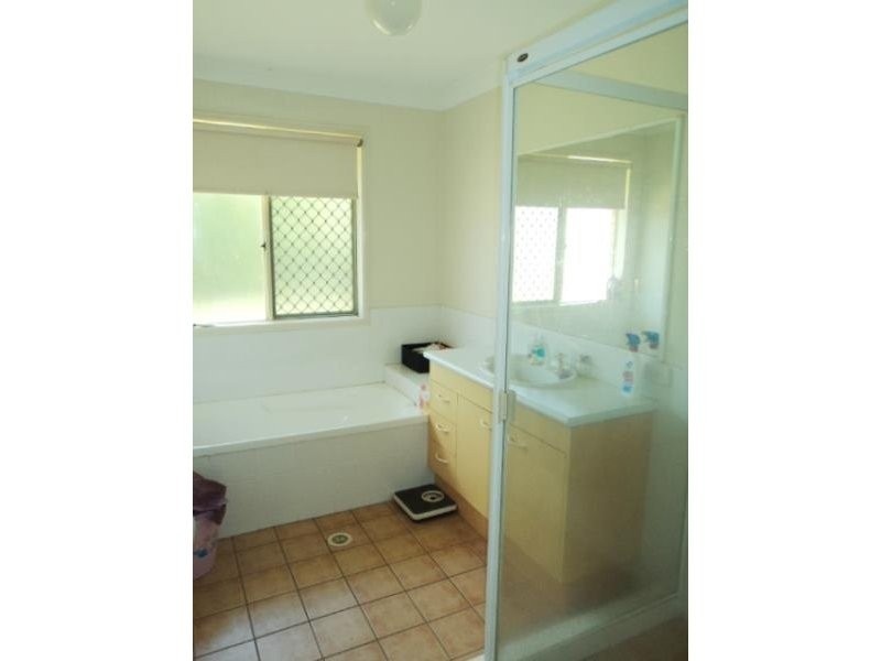 6 Azure Crescent, Griffin QLD 4503