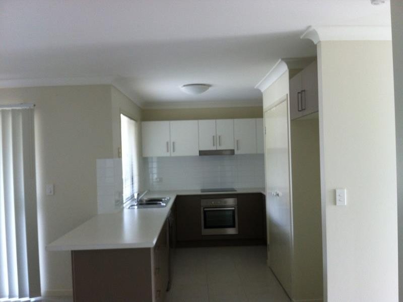 2 Karen Court, Redbank Plains QLD 4301