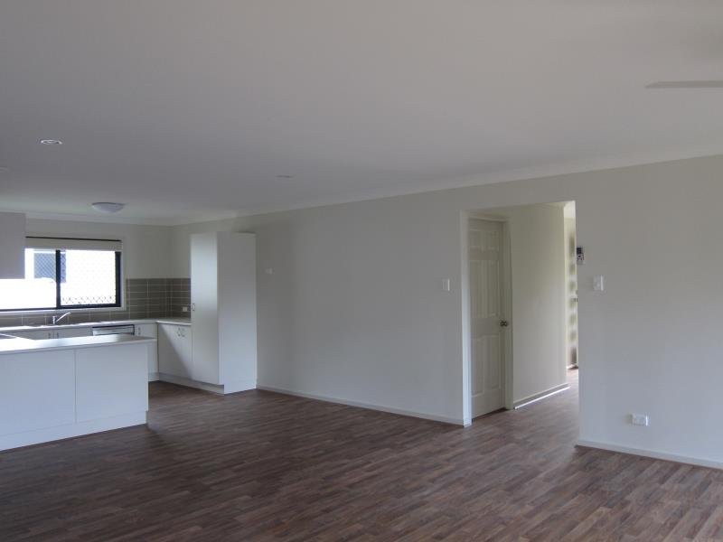 37 Oliver Drive, Redbank Plains QLD 4301