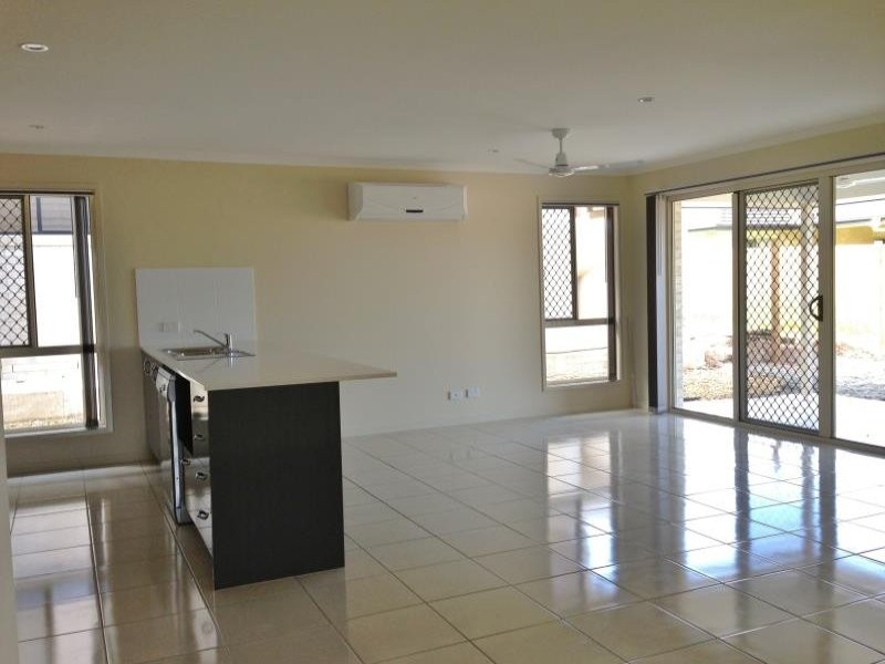 12 Kidston Crescent, Warner QLD 4500