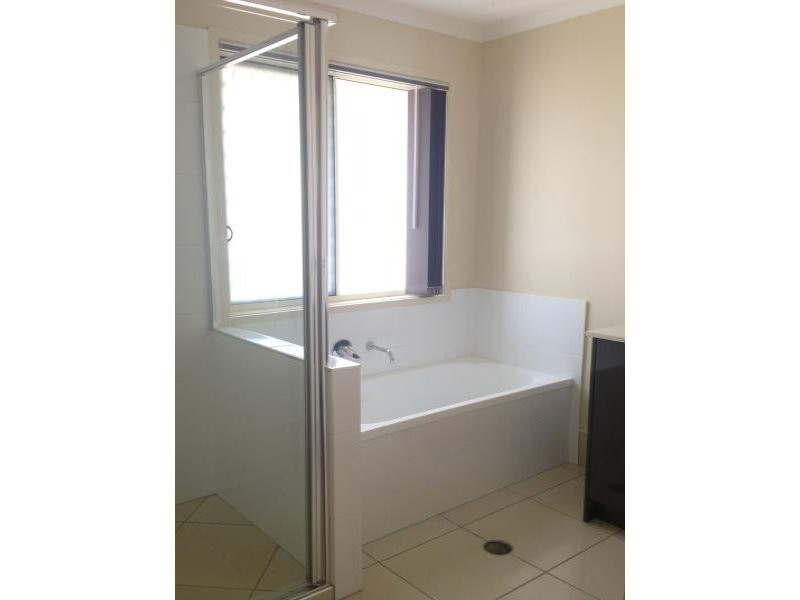 12 Kidston Crescent, Warner QLD 4500