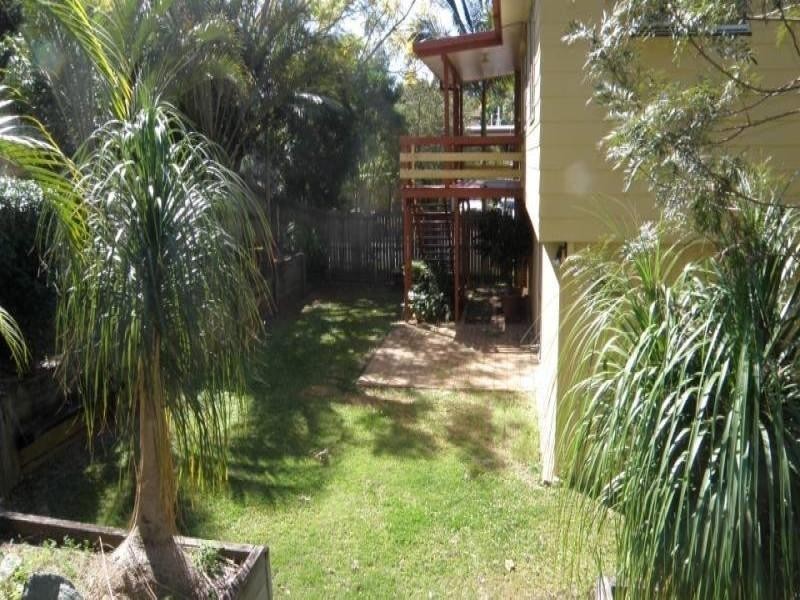 28 Carwell Avenue, Petrie QLD 4502