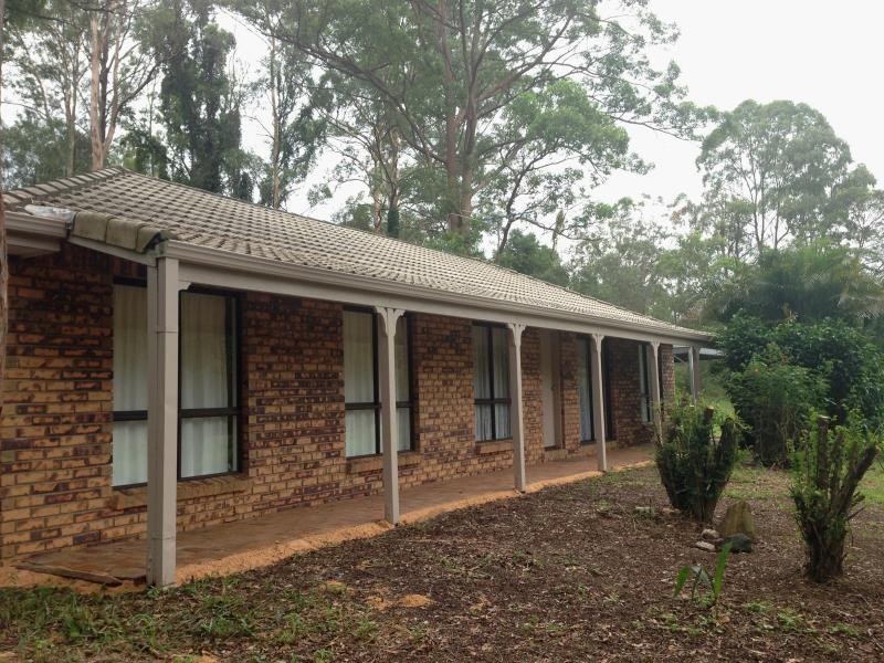 212 Eatons Crossing Road, Warner QLD 4500