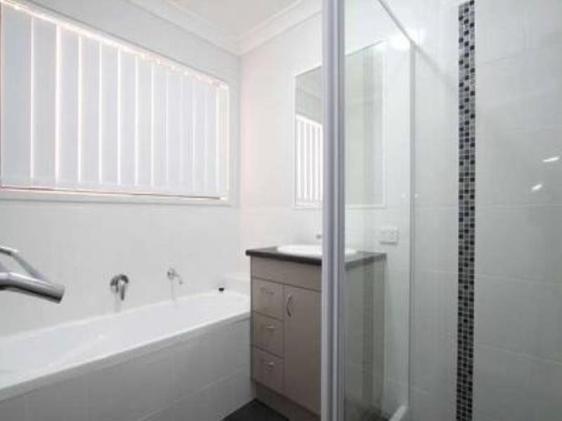 19 Toby Close, Kallangur QLD 4503