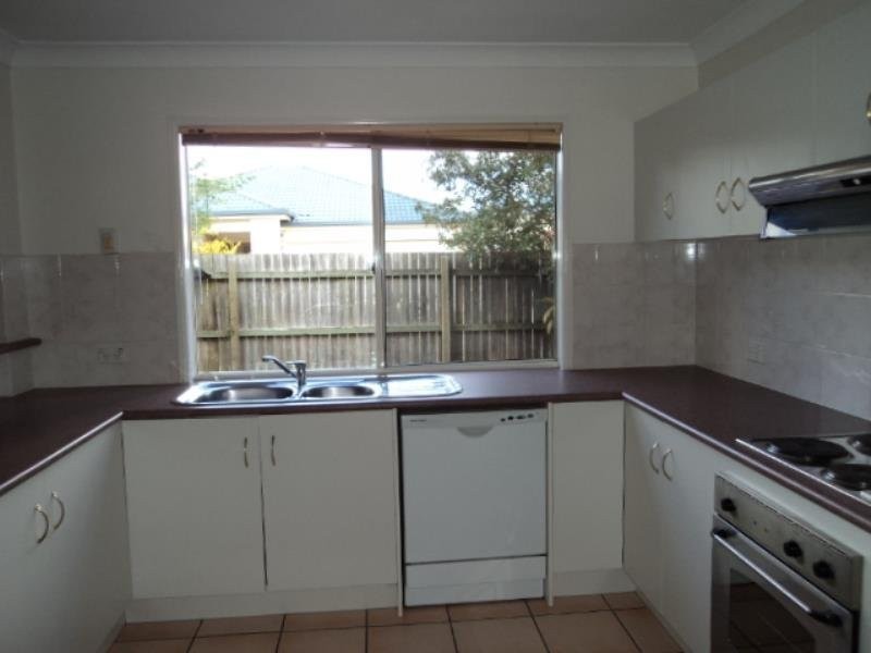 2 Grevillea Place, Bridgeman Downs QLD 4035