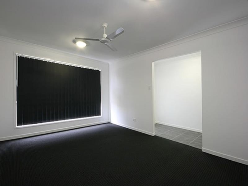 4 Paluma Place, Narangba QLD 4504