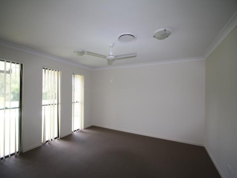 5 Teal Place, Taigum QLD 4018