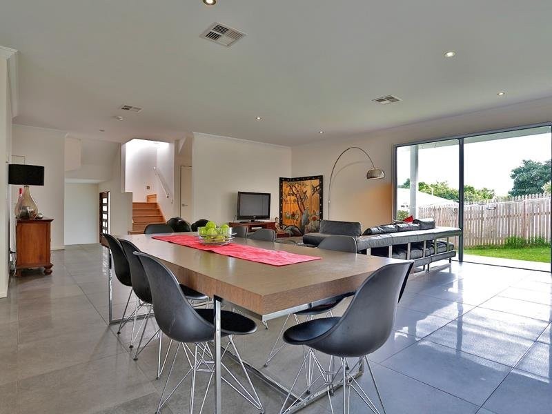 66 Friday Street, Shorncliffe QLD 4017