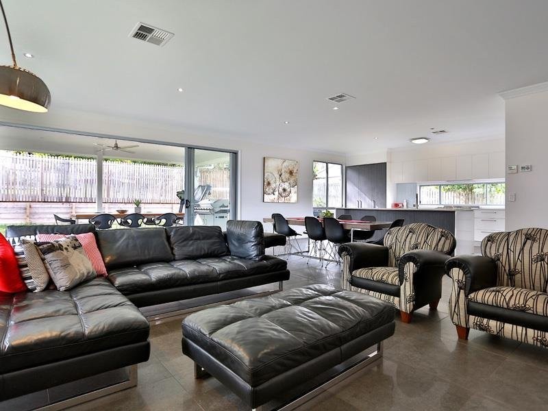 66 Friday Street, Shorncliffe QLD 4017