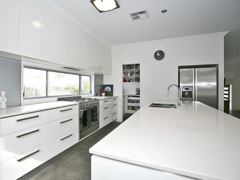 66 Friday Street, Shorncliffe QLD 4017
