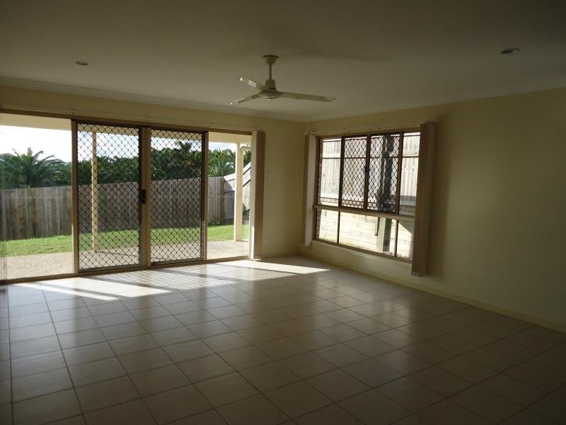 8 Vanessa Close, Richlands QLD 4077