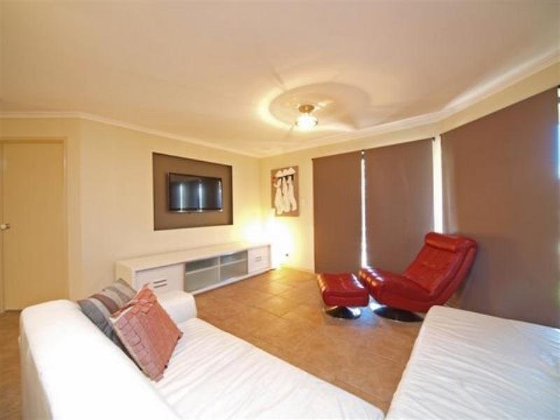 42 Bowers Road South, Everton Hills QLD 4053