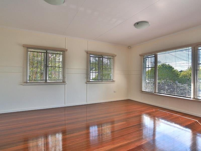 18 Kennedy Street, Brighton QLD 4017