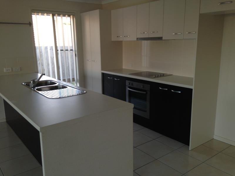 39 Banks Drive, Ormeau QLD 4208