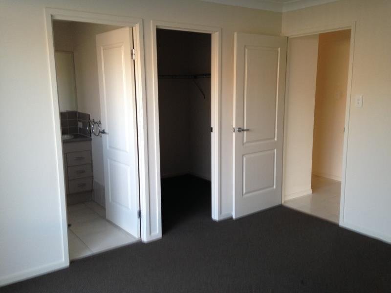 39 Banks Drive, Ormeau QLD 4208