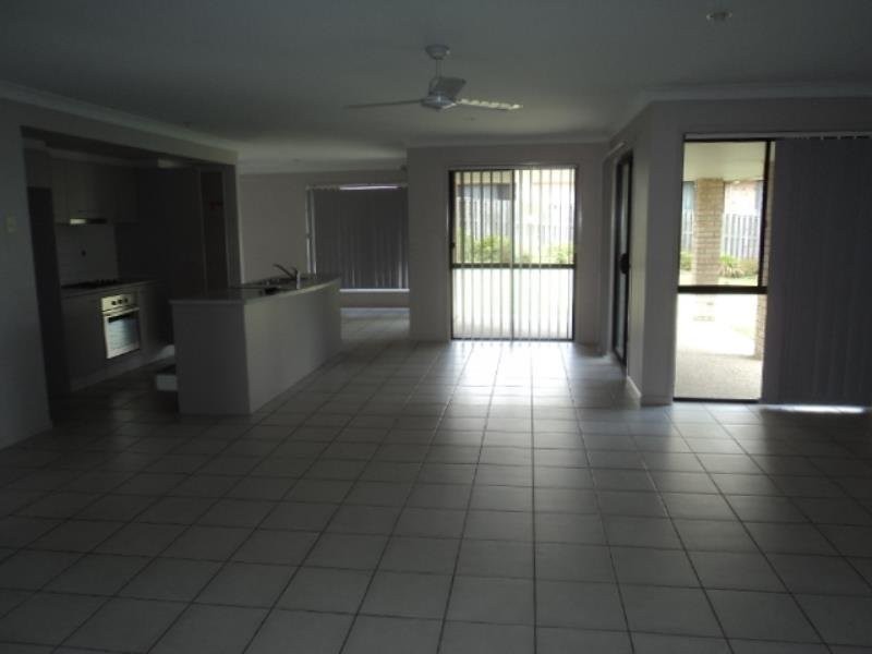 19 Hemlock Street, Warner QLD 4500