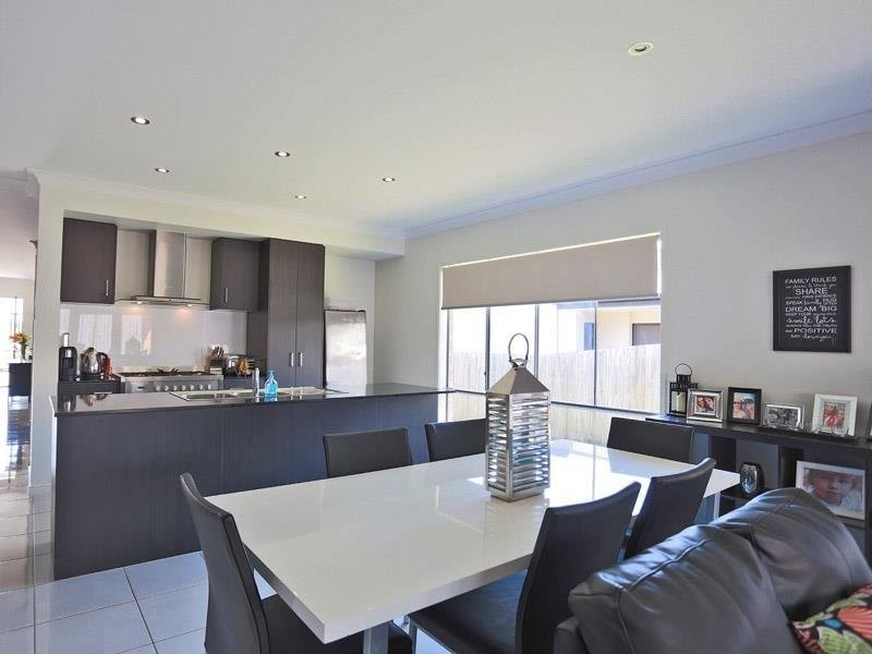 30 Macdonald Place, Carseldine QLD 4034