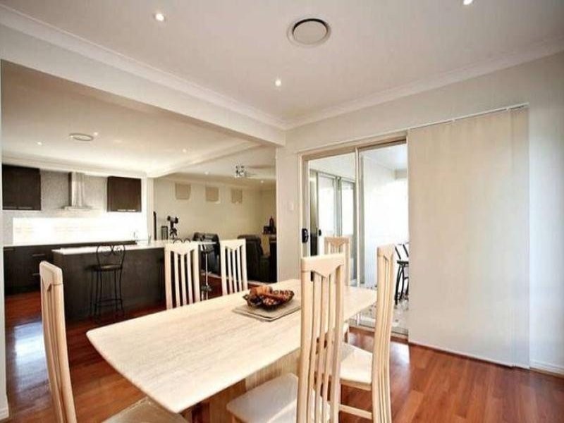 7 Hedge Court, Aspley QLD 4034