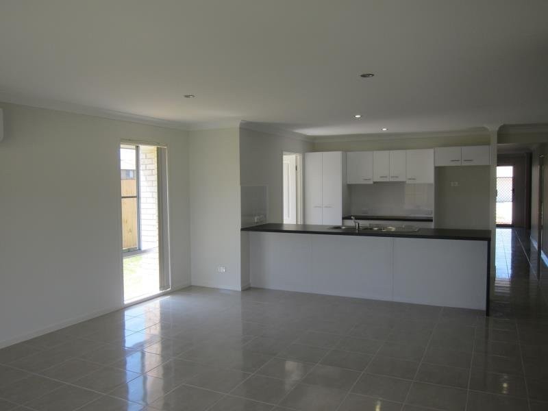 7 Pimpama Rivers Drive, Ormeau QLD 4208