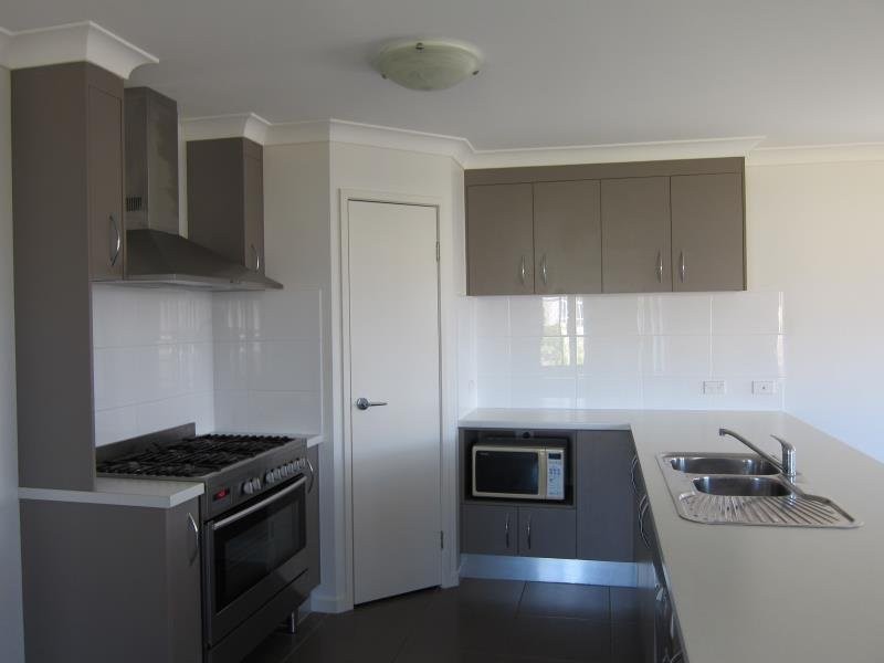 47 Peggy Crescent, Redbank Plains QLD 4301