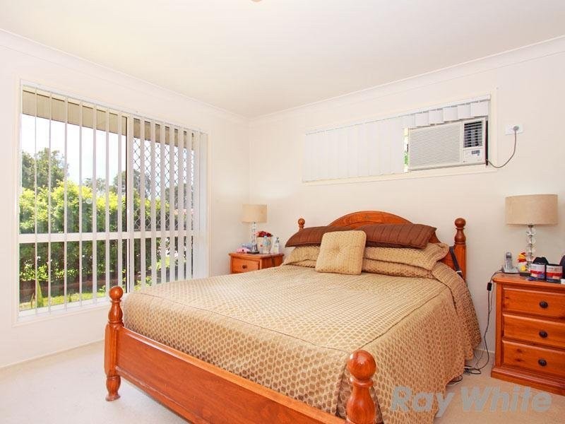 2 Frensham Crescent, Boondall QLD 4034