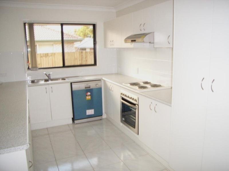 5 Bison Court, Warner QLD 4500