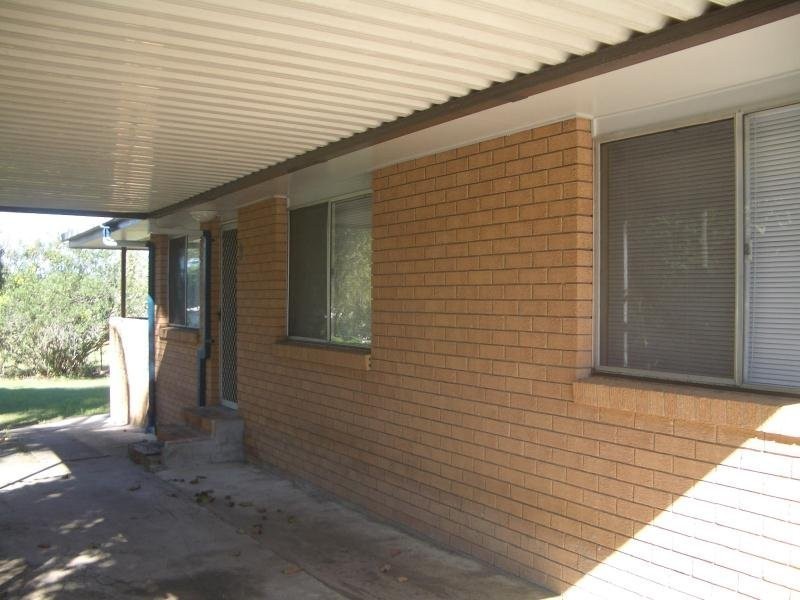 39 Samsonvale Road, Strathpine QLD 4500