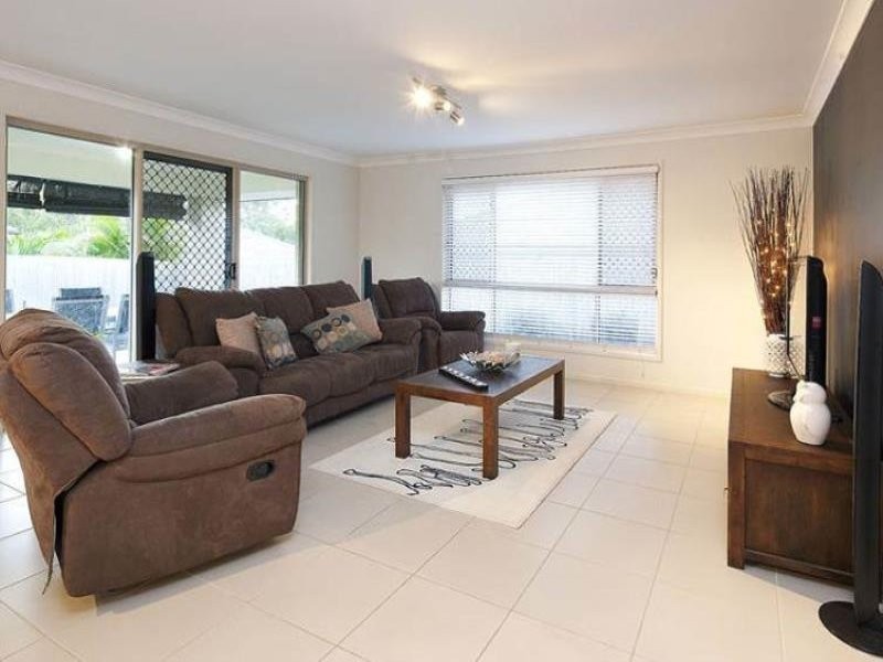 49 Winlock Circuit, Warner QLD 4500