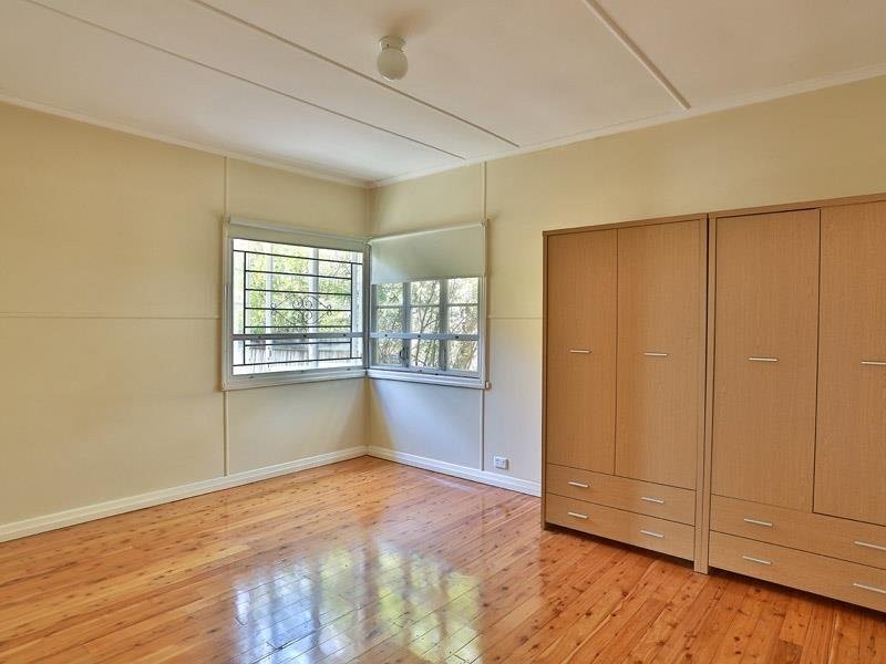 236 Toohey Road, Tarragindi QLD 4121