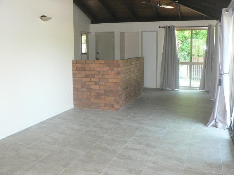 112 Ridley Road, Bridgeman Downs QLD 4035