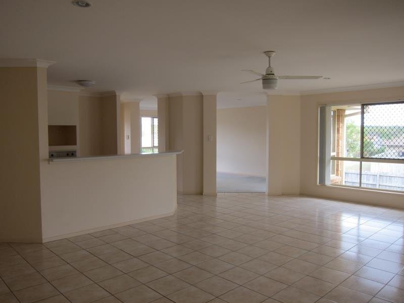 1 Gahnia Street, Victoria Point QLD 4165