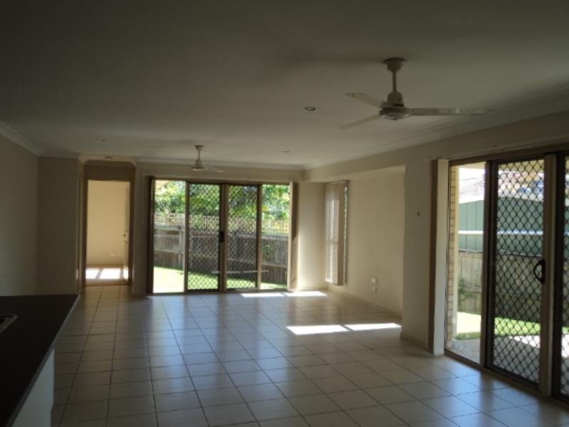 29 Flower Place, Richlands QLD 4077